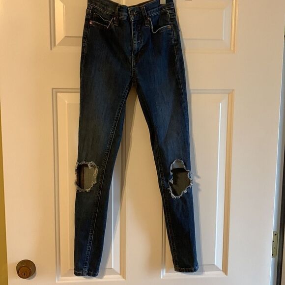 Free People size 24R skinny (factory) distressed jeans - Picture 1 of 10